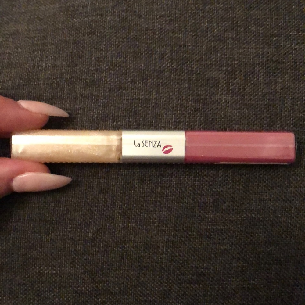 Lip gloss